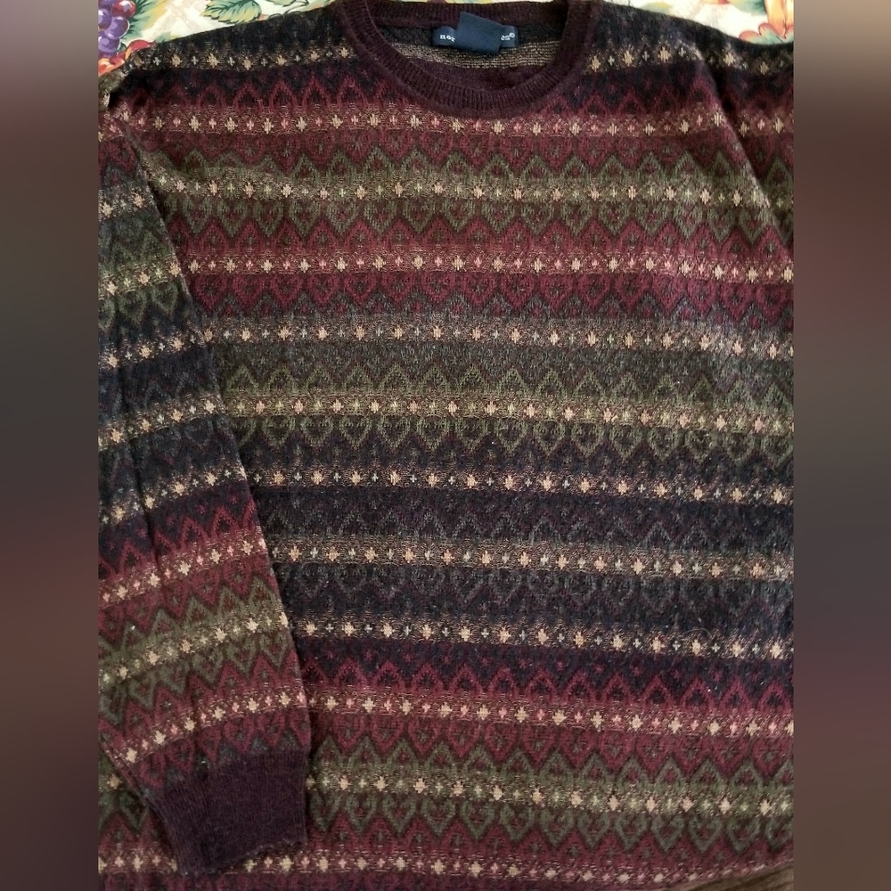 Sweater - Picture 3 of 5
